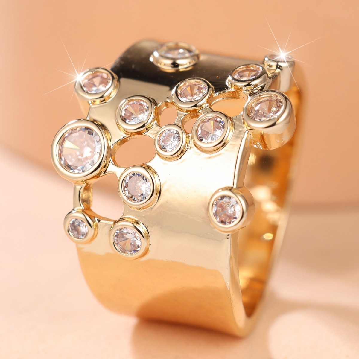 Women's Unique Openwork Bubble Ring, Geometric Statement